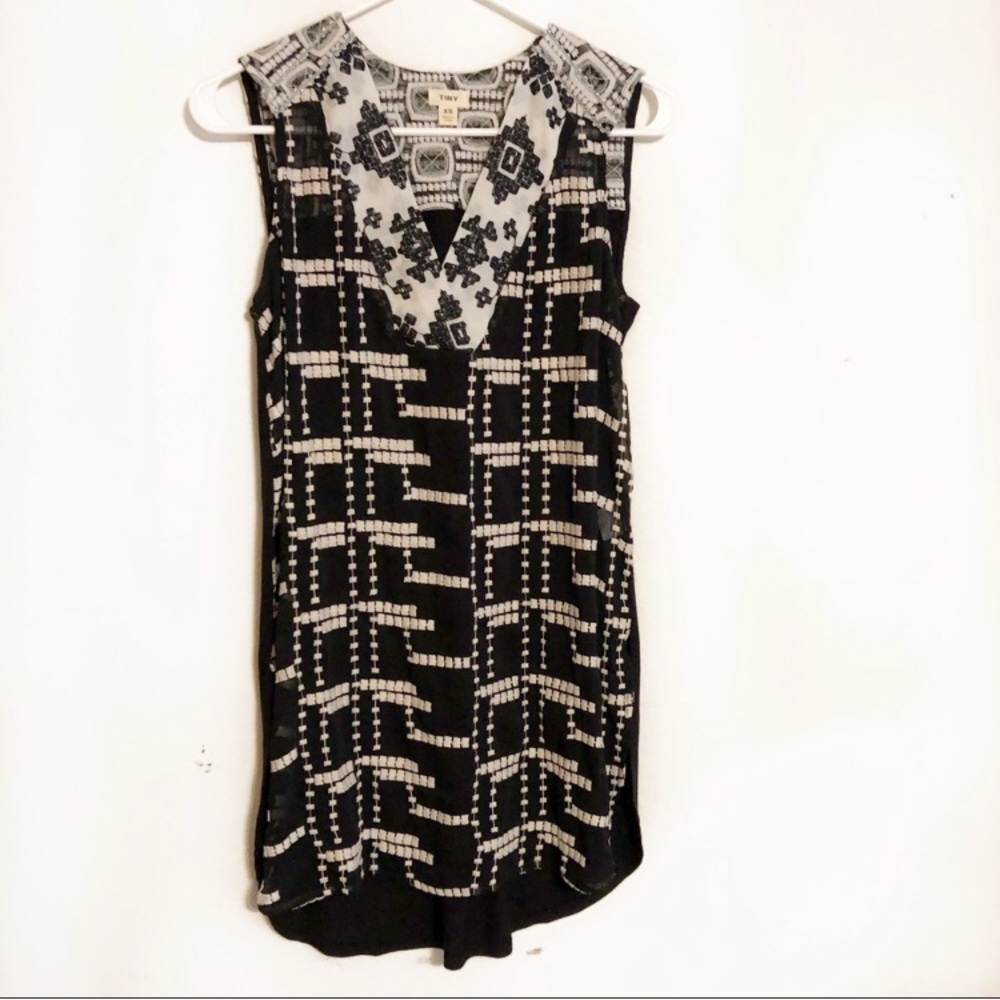 Anthropologie Tiny Black Embroidered tunic dress
